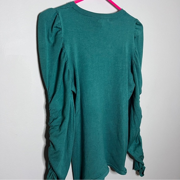 August Silk Green Ruched Long Sleeve Tee Silk Blend Soft and Comfy Size M - Picture 4 of 6